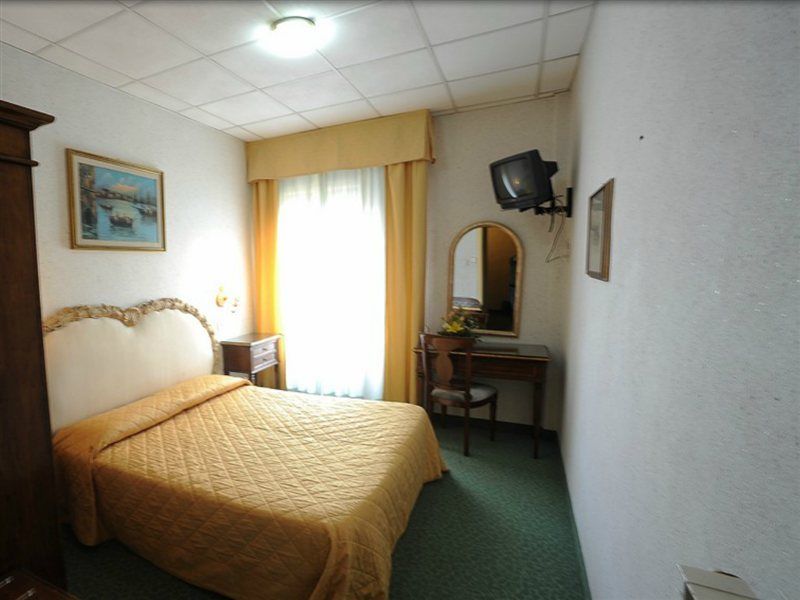 Hotel Villa Kinzica Pisa Exteriér fotografie